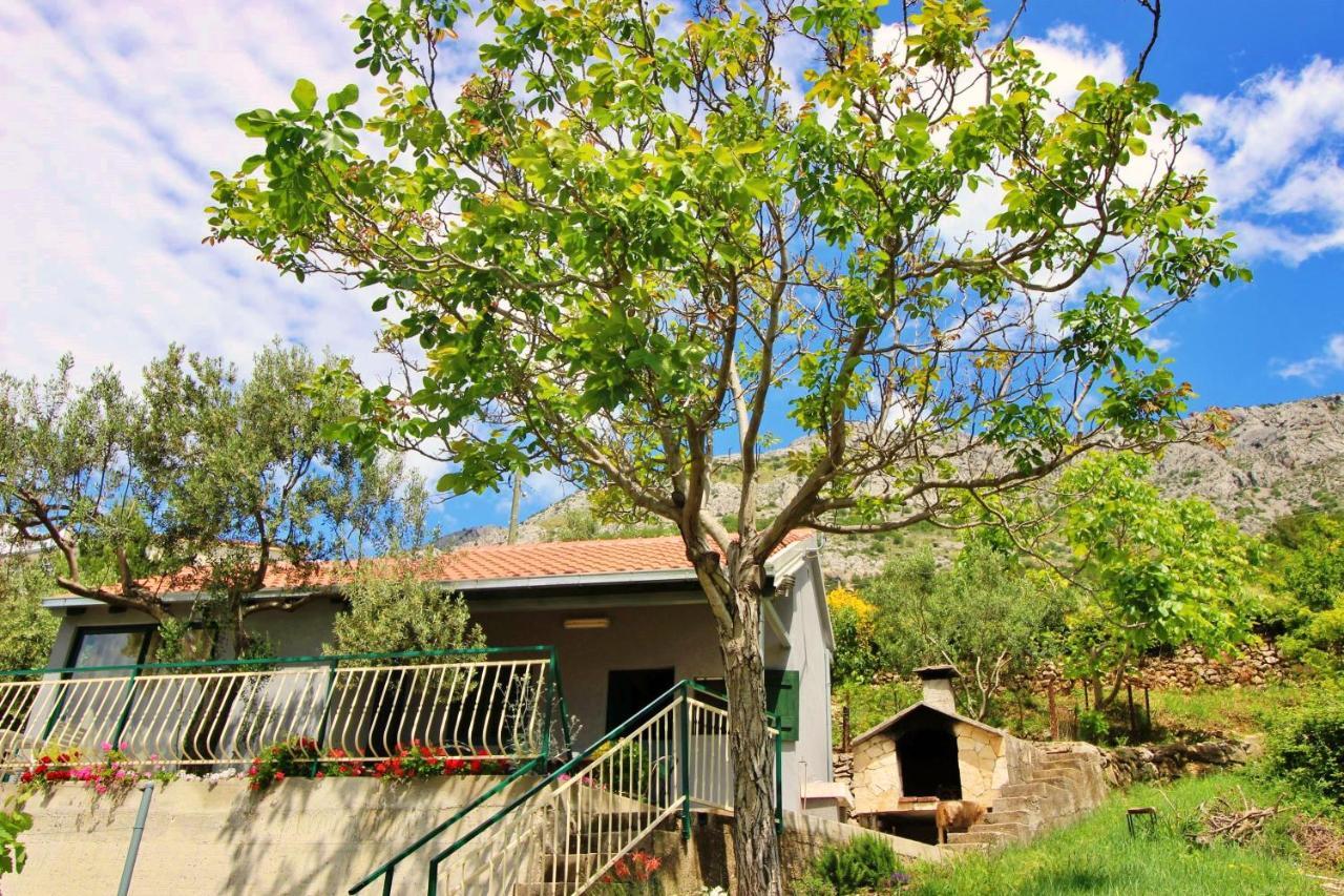 Holiday Home Jozo Omis Bagian luar foto